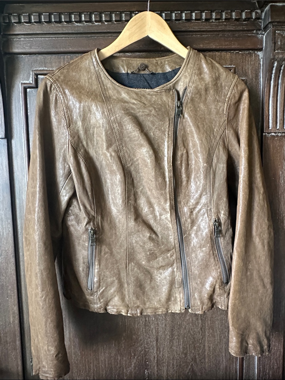 Banana Republic Brown Vintage Leather Moto Jacket size Medium